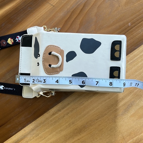 OMG! 🐮 > so cute < kawaii style milk 🥛 carton cow crossbody ; purse 👛 bag - Picture 9 of 10